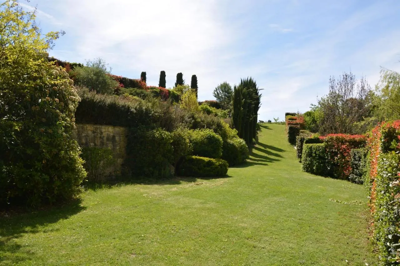 Holiday home Pavillon Lou Villa Crillon-le-Brave