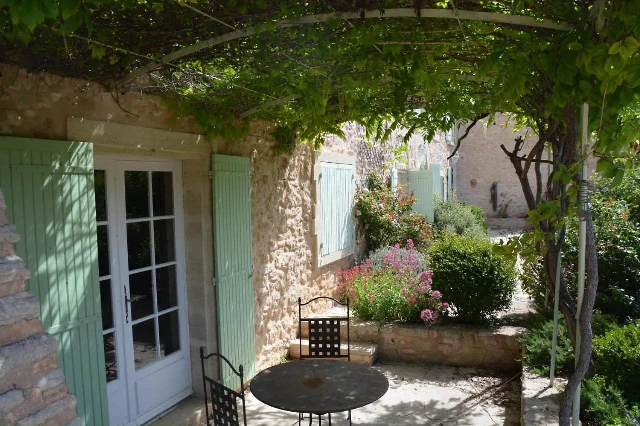 Holiday home Pavillon Lou Villa Crillon-le-Brave France