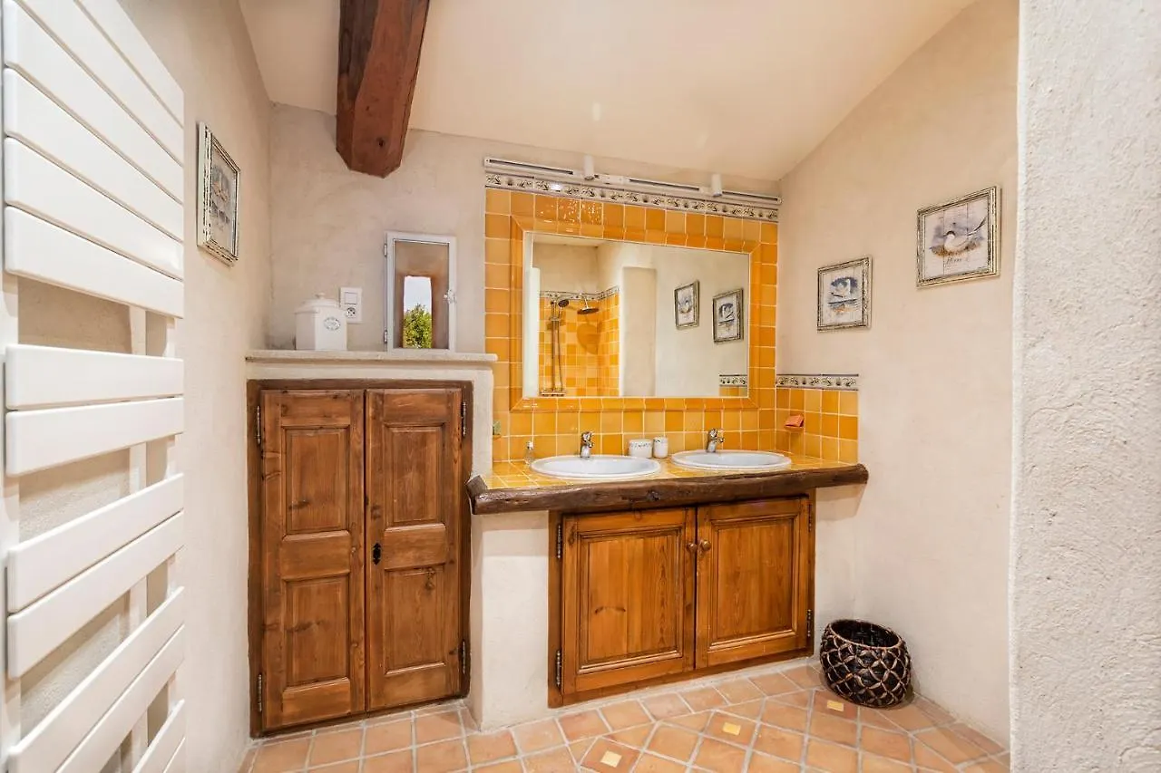 Pavillon Lou Villa Crillon-le-Brave 0*,