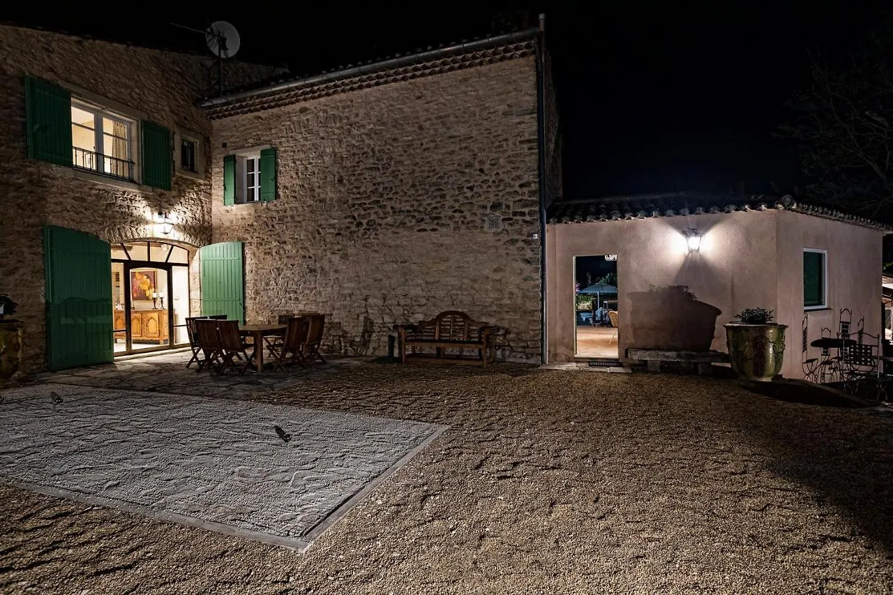 Holiday home Pavillon Lou Villa Crillon-le-Brave